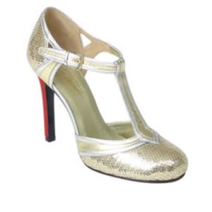 Oh Deer! 🌟Jamocha Gold Sequin T-strap heels. 11